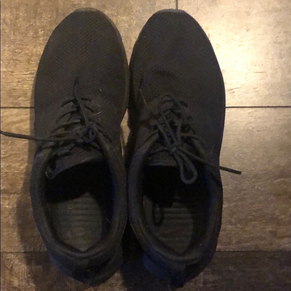 Nike free run shoes size 9.5